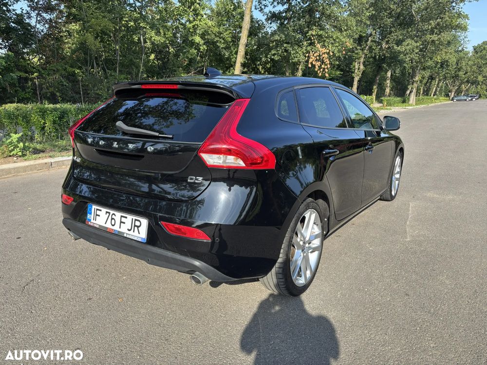 Volvo V40 D3 Momentum - 5