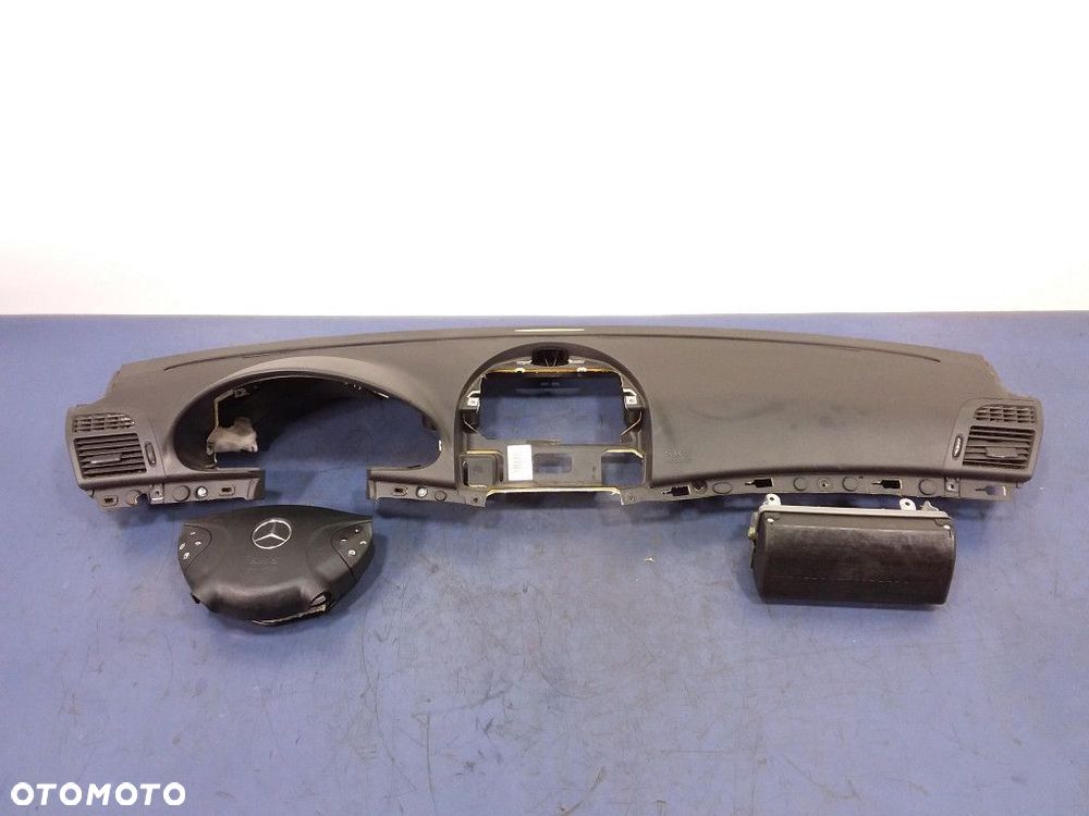 MERCEDES E KLASA W211 DESKA ROZDZIELCZA KONSOLA PODUSZKI EUROPA - 1