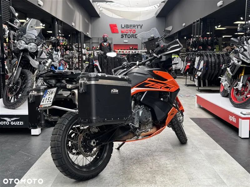KTM Adventure - 3