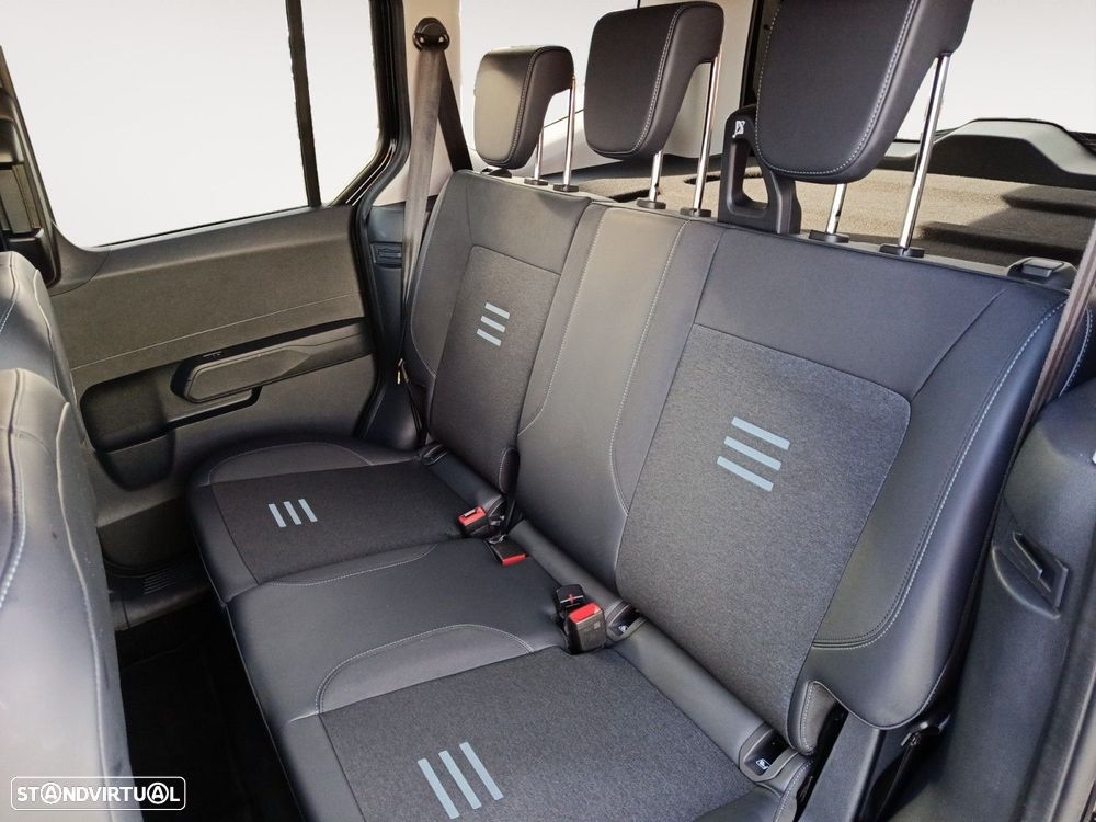 Ford Tourneo Courier 1.0 EcoBoost Active DCT - 13