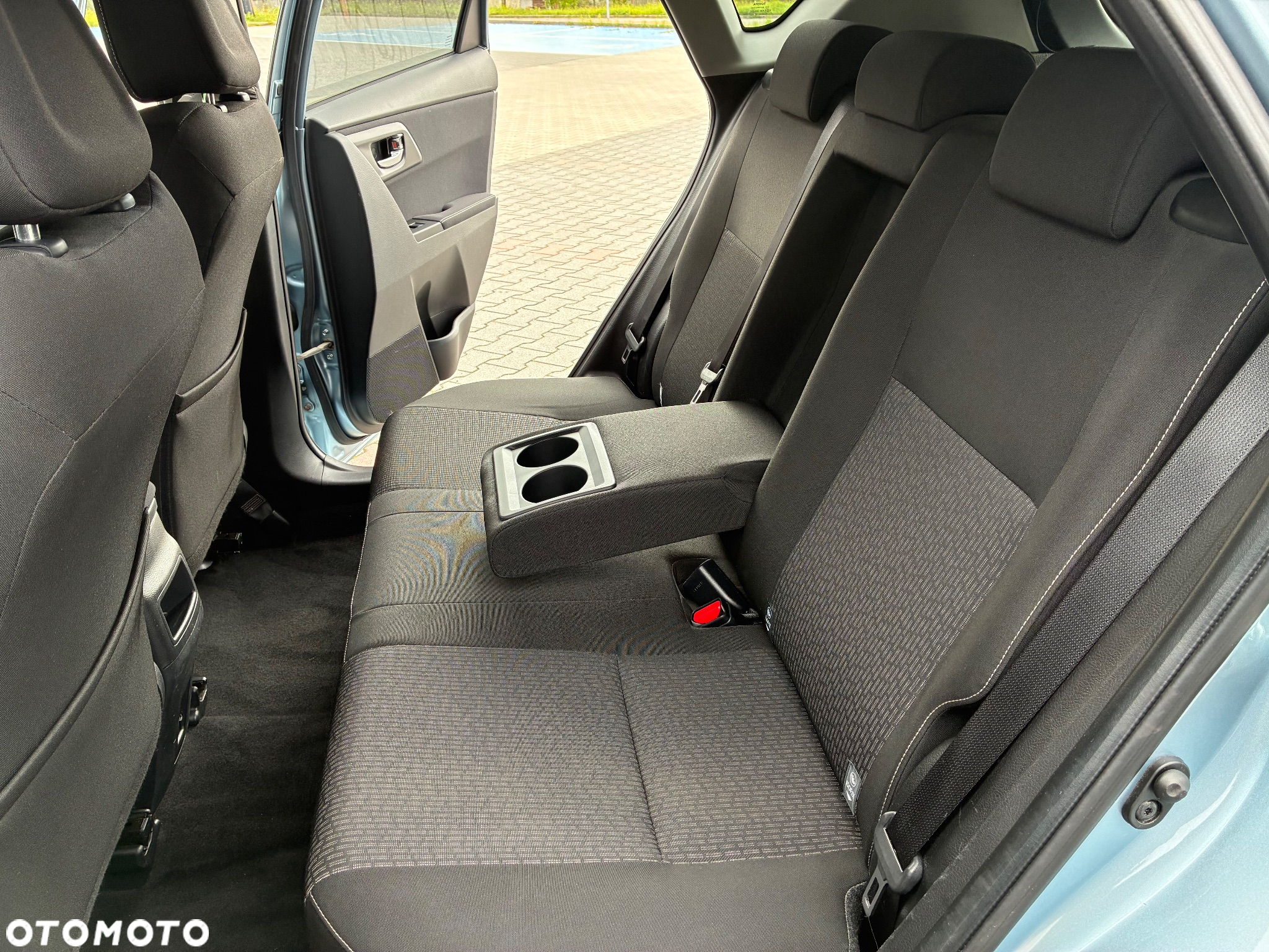 Toyota Auris - 16