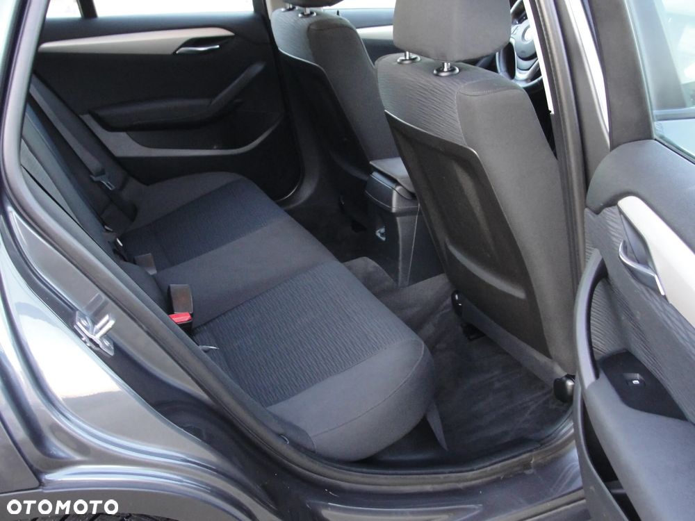 BMW X1 xDrive20d xLine - 24