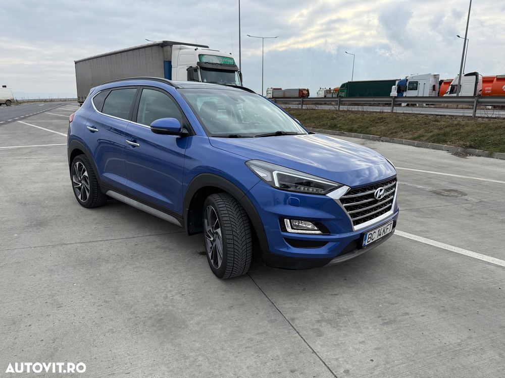 Hyundai Tucson 2.0 CRDI 4WD 8AT Luxury - 10