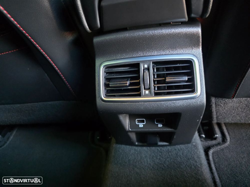 Renault Mégane 1.6 Plug-In R.S. Line - 44