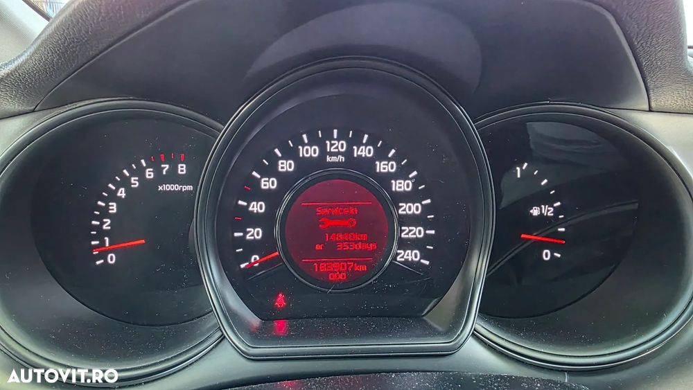Kia Ceed 1.4 GSL BEST - 8
