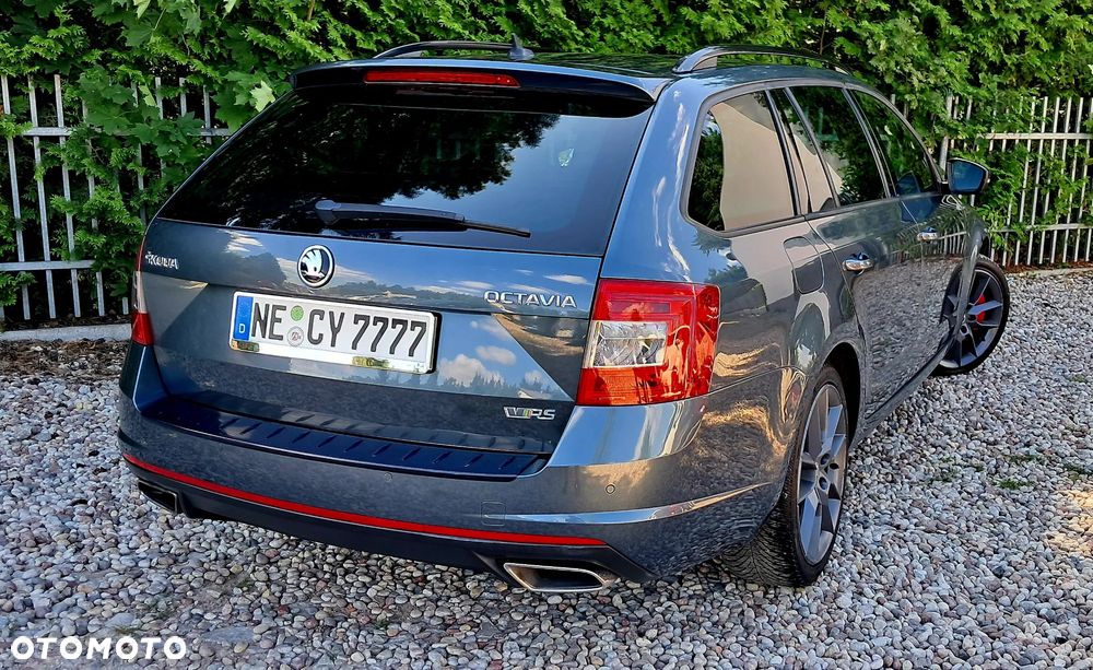 Skoda Octavia 2.0 TDI RS DSG - 26