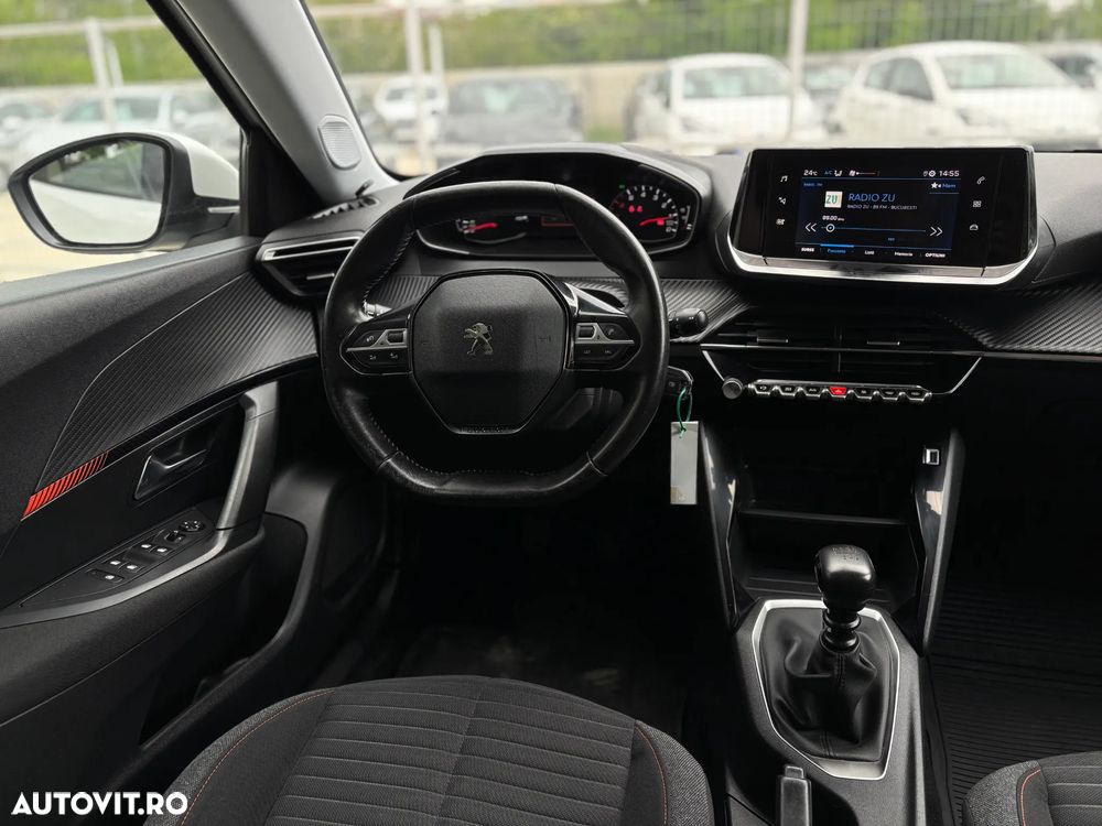 Peugeot 2008 1.5 BlueHDI FAP Allure - 24