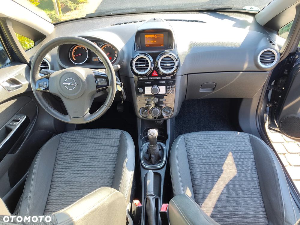 Opel Corsa - 17