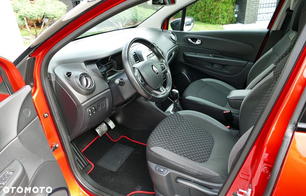 Renault Captur 1.2 Energy TCe Initiale Paris EDC - 24