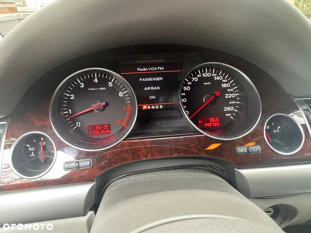 Audi A8 4.2 FSI Quattro - 16