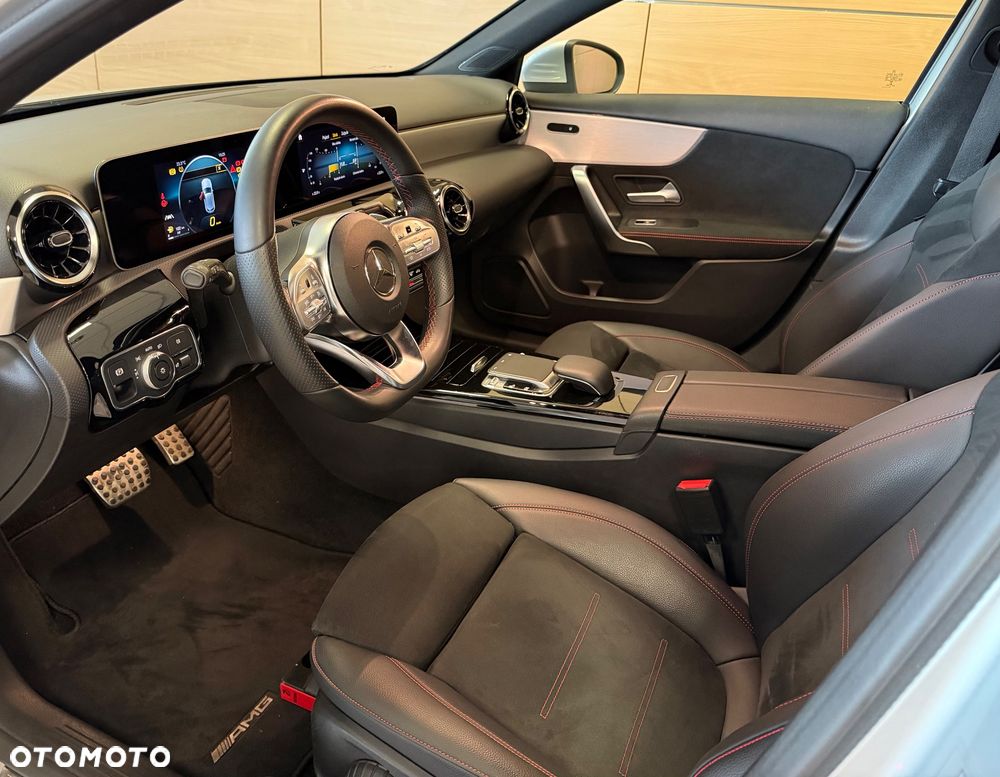 Mercedes-Benz Klasa A 250 AMG Line 7G-DCT - 8
