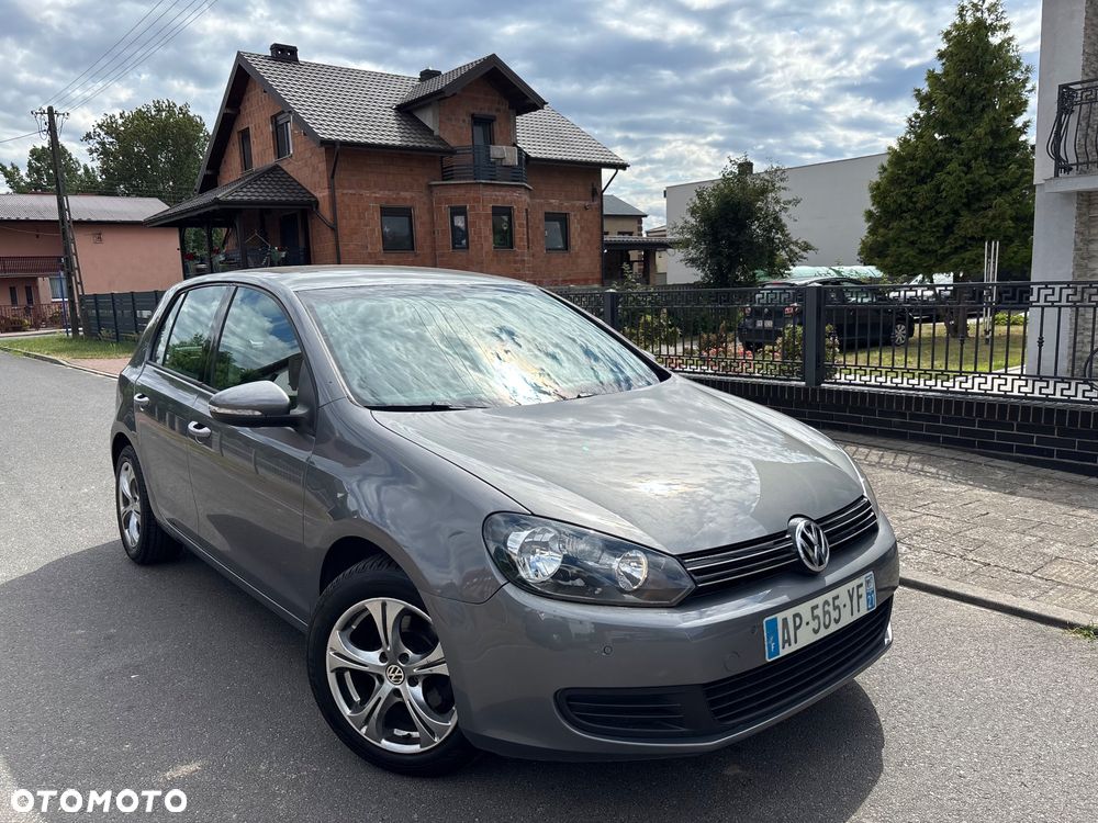 Volkswagen Golf 1.6 TDI DPF BlueMotion Technology Comfortline - 4