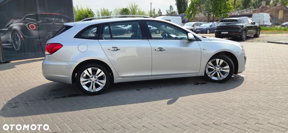 Chevrolet Cruze 1.8 LTZ - 17