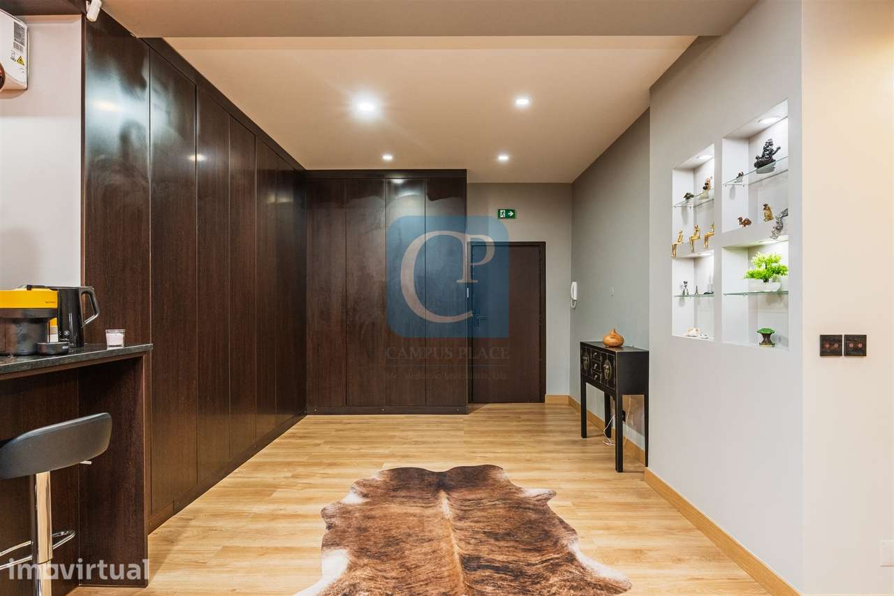 Apartamento T1 em Damião de Góis, Cedofeita, Porto - Grande imagem: 2/23