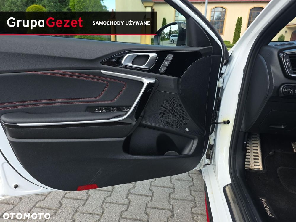 Kia ProCeed 1.6 T-GDI GT DCT - 10