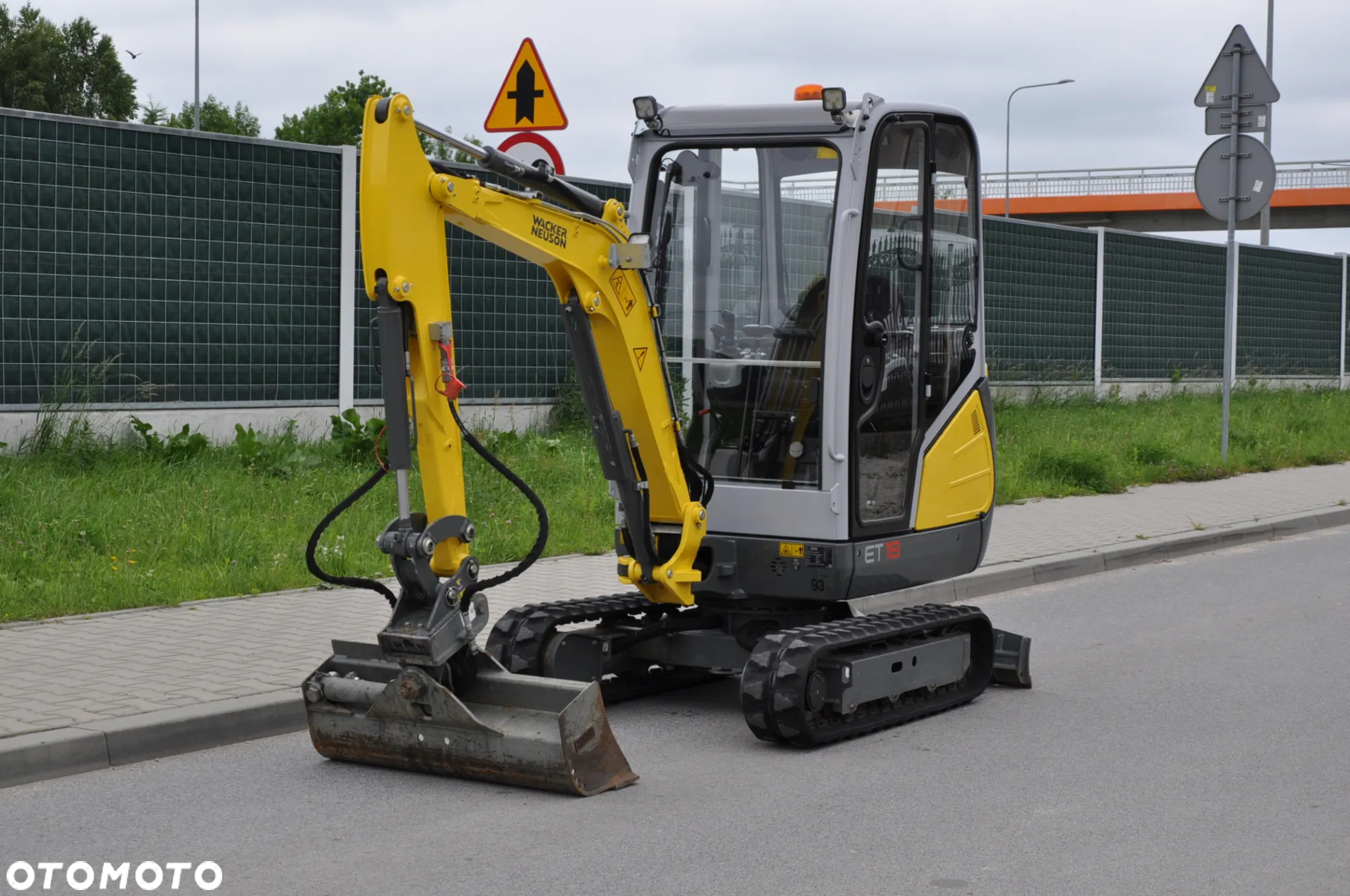 Wacker Neuson ET18 MAŁO MTG JAK NOWA!!! ŁYŻKA SKARPOWA HYDRAULICZNA WYJŚCIA HYDRAULICZNE - 3