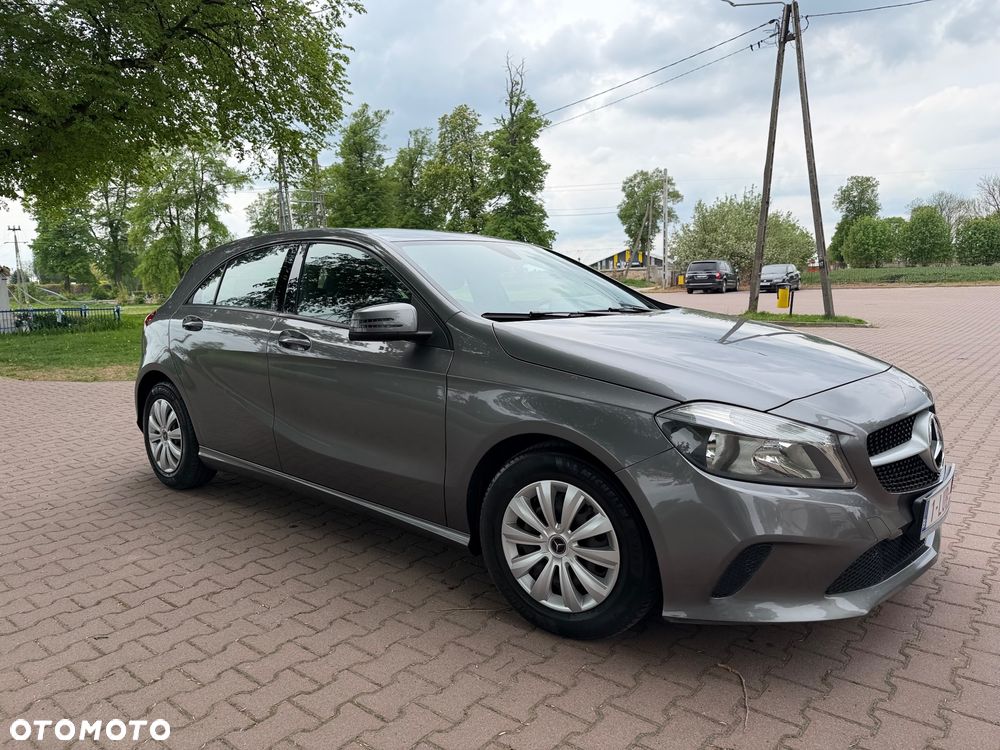 Mercedes-Benz Klasa A 180 d Activity Edition - 4