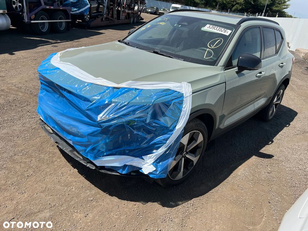 Volvo XC 40 - 16