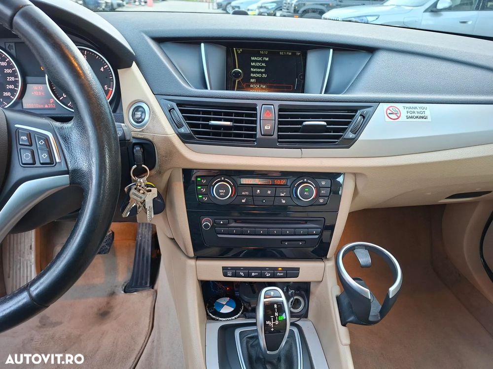 BMW X1 xDrive18d Aut. Sport Line - 14