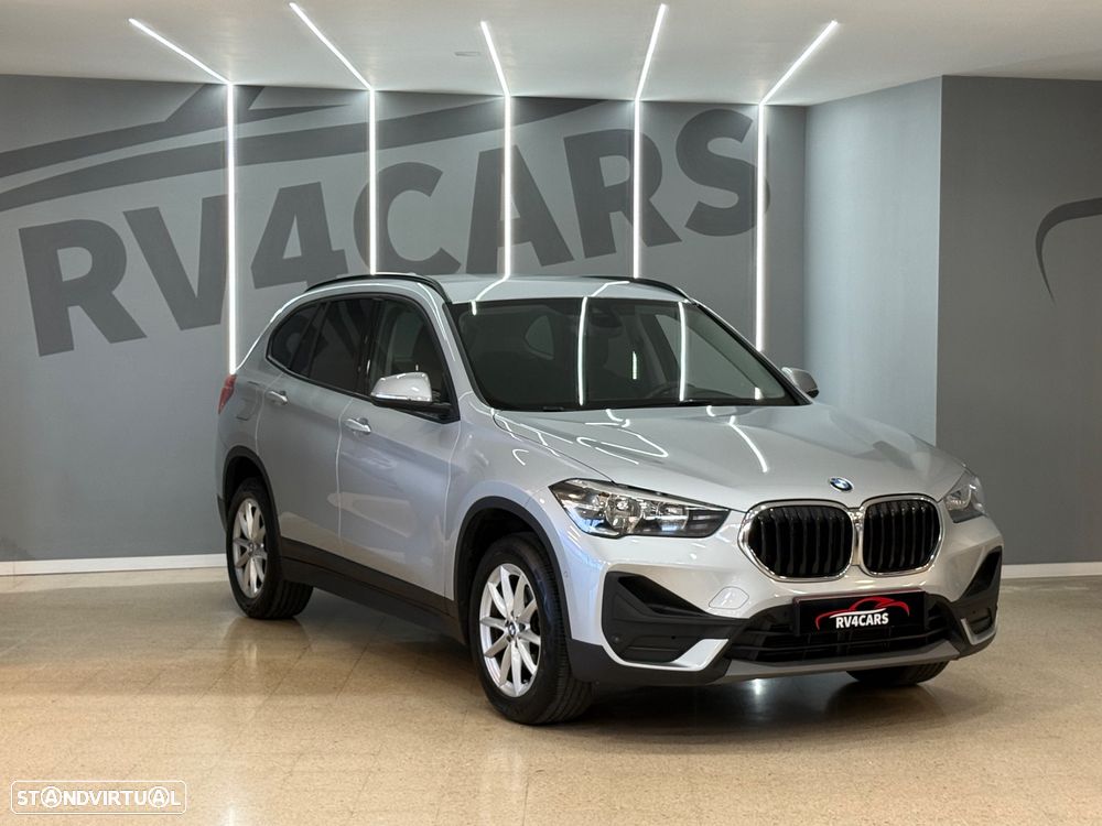 BMW X1 16 d sDrive Auto Line Sport - 4