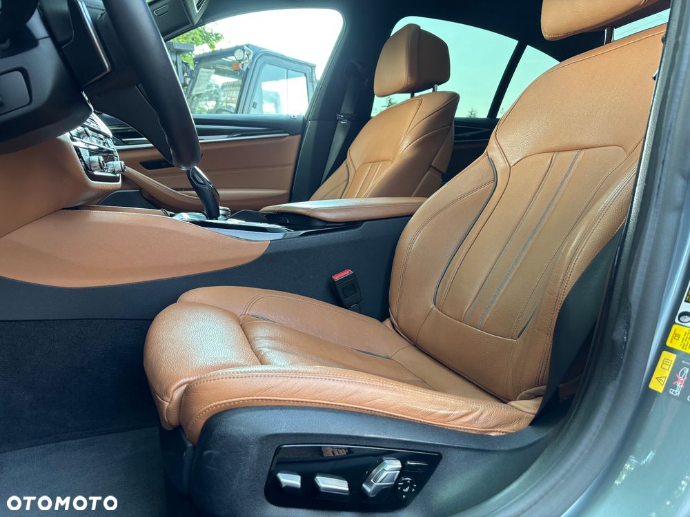 BMW Seria 5 - 24