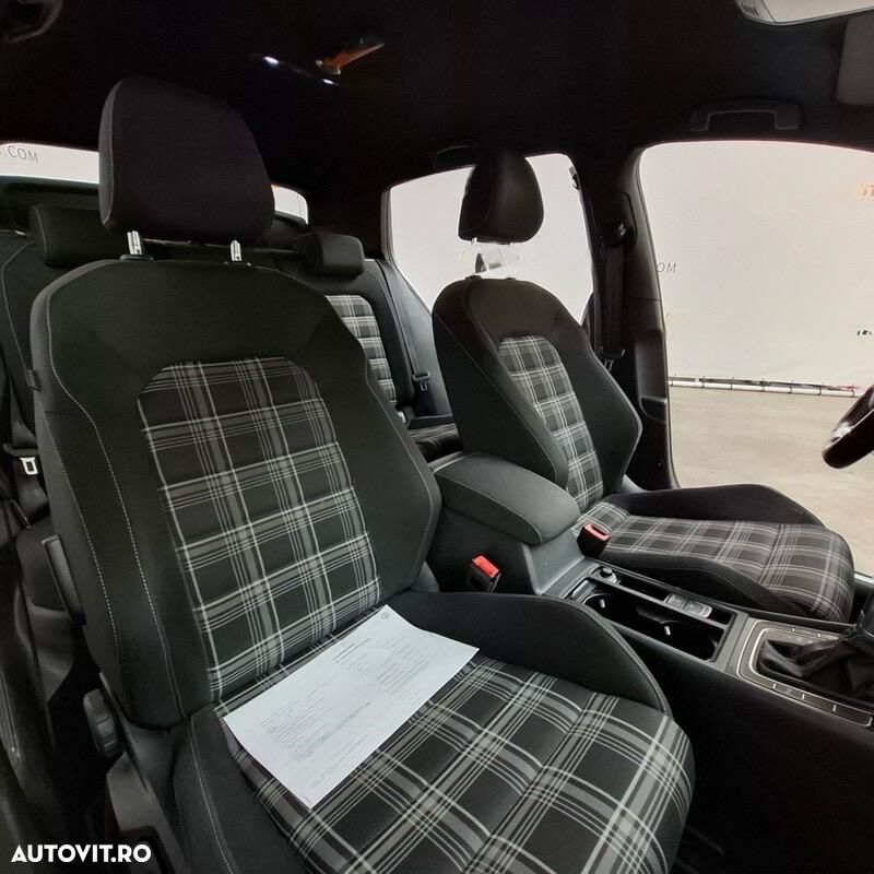 VOLKSWAGEN Golf 2015 — imagine 19