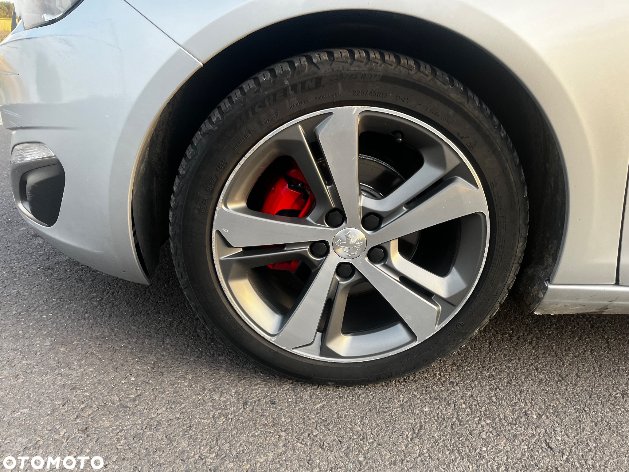 Peugeot 308 1.6 e-HDi Allure S&S - 4
