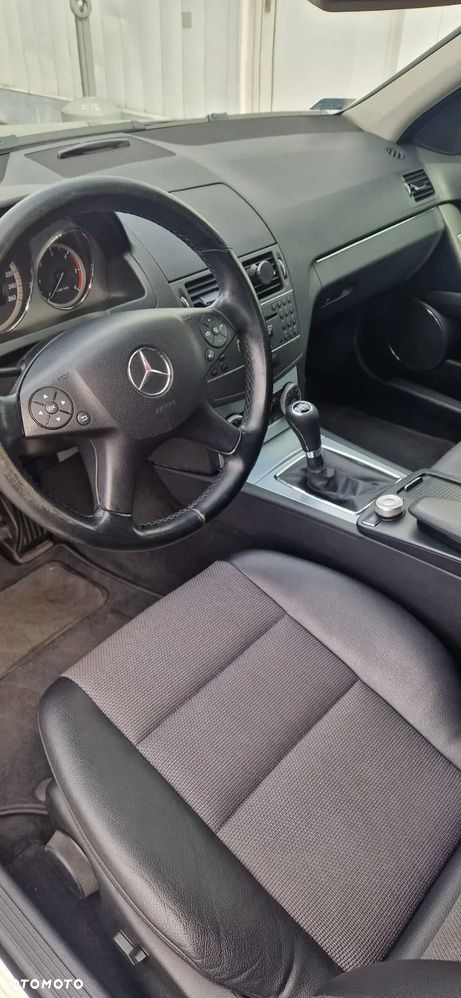 Mercedes-Benz Klasa C 200 CDI BlueEff Avantgarde - 8