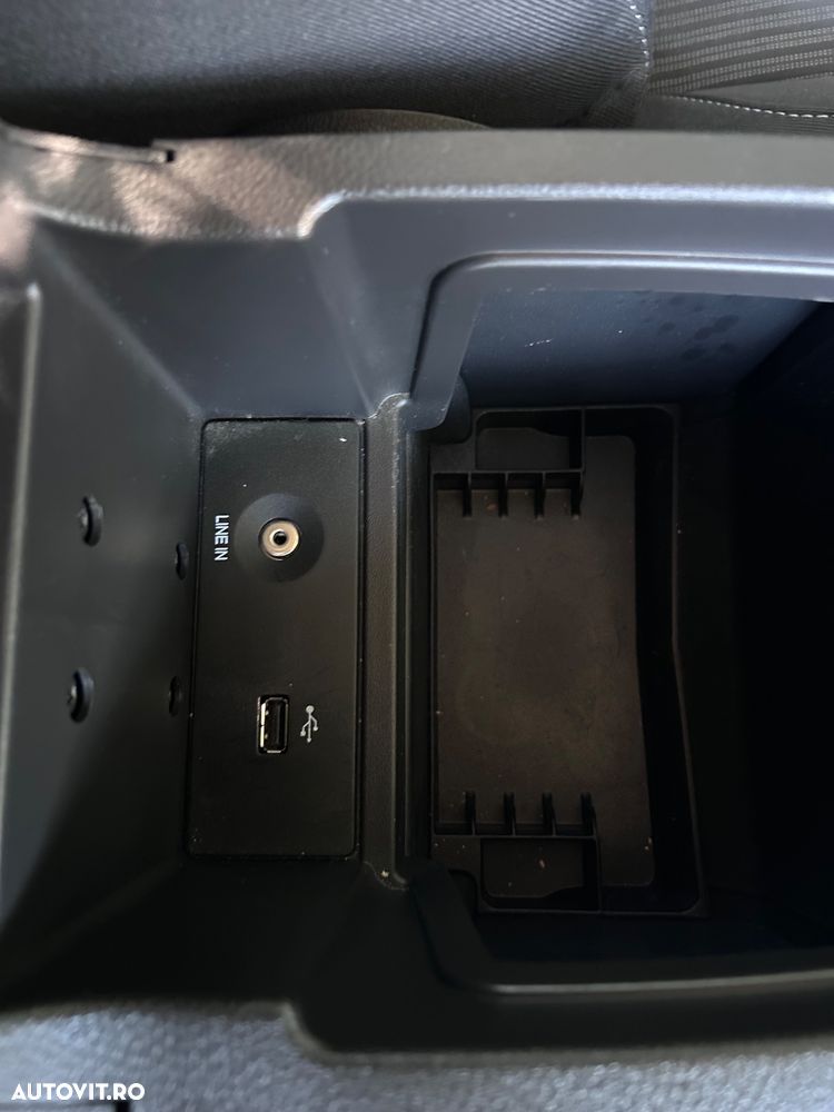 Ford Focus - 13