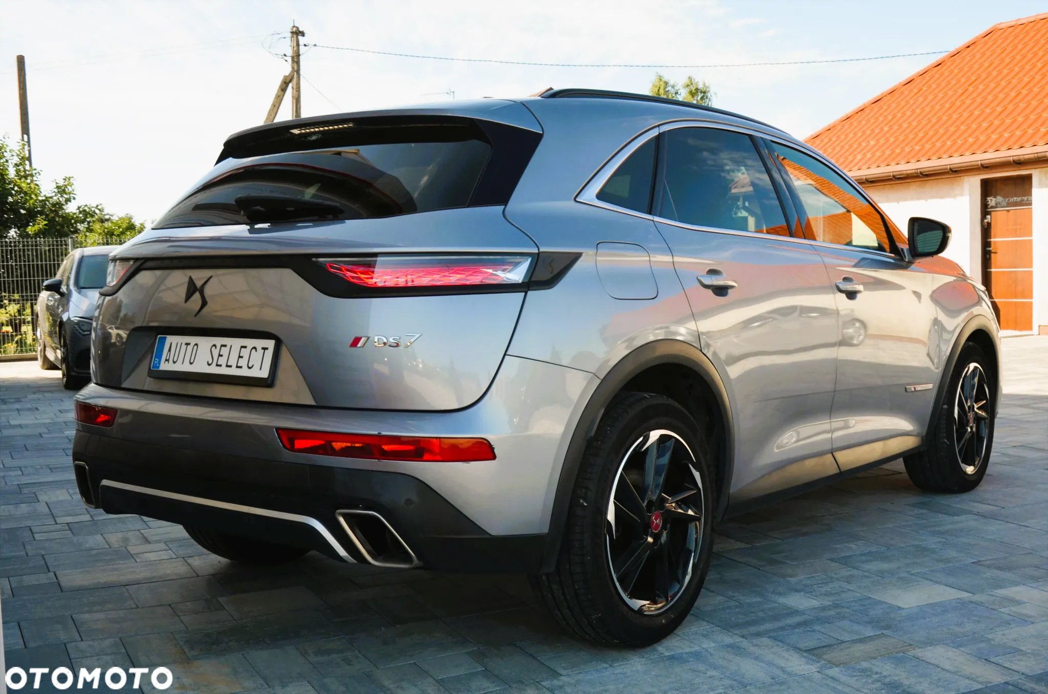 DS Automobiles DS 7 Crossback 1.6 PureTech Performance Line + - 6