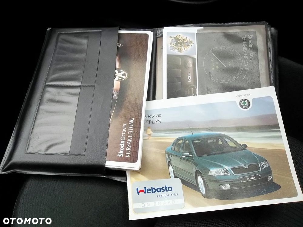Skoda Octavia 1.9 TDI DSG Elegance - 23