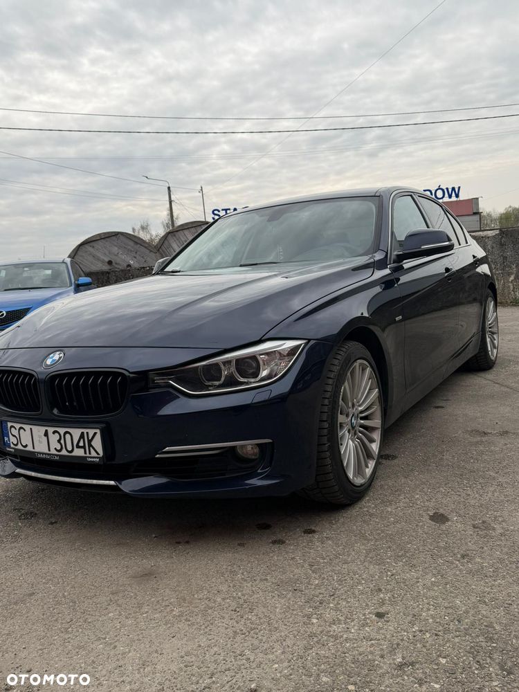 BMW Seria 3 328i Luxury Line - 2