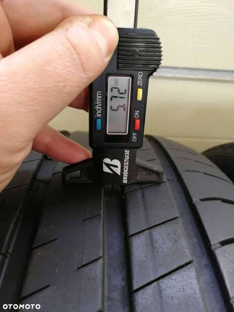 Opony letnie 255/45 ZR 20 Michelin Latitude Sport 3 - 2