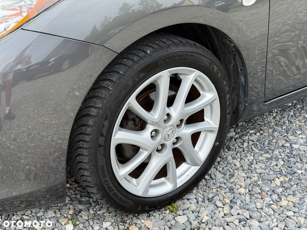 Mazda 3 1.6 Exclusive + - 9