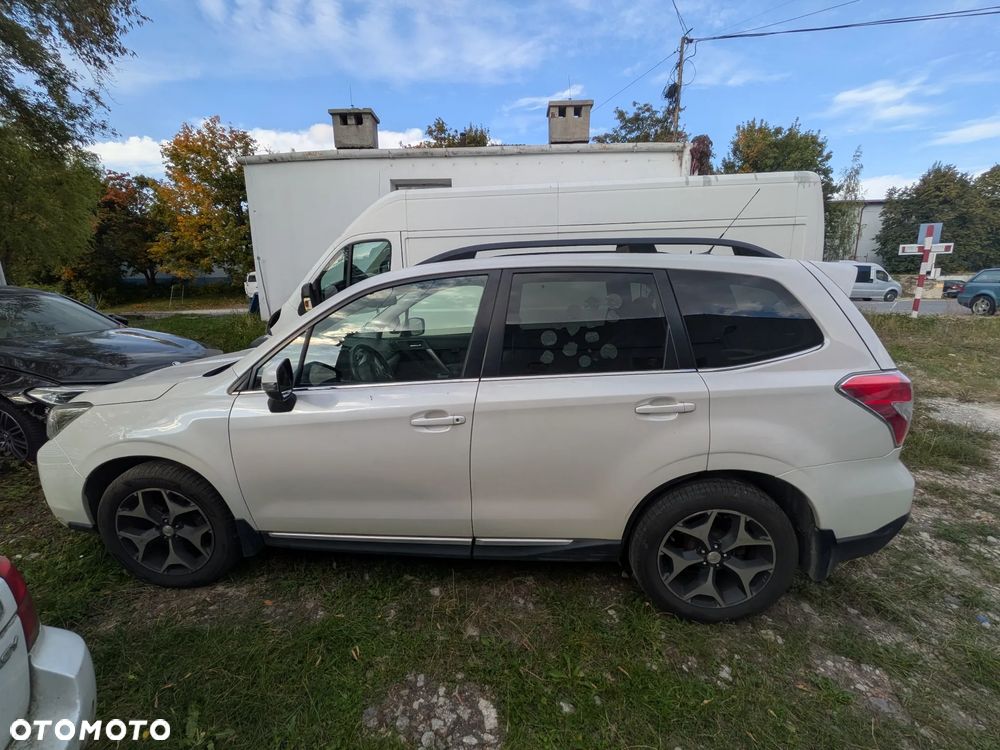 Subaru Forester 2.0 XT Platinum Lineartronic - 3