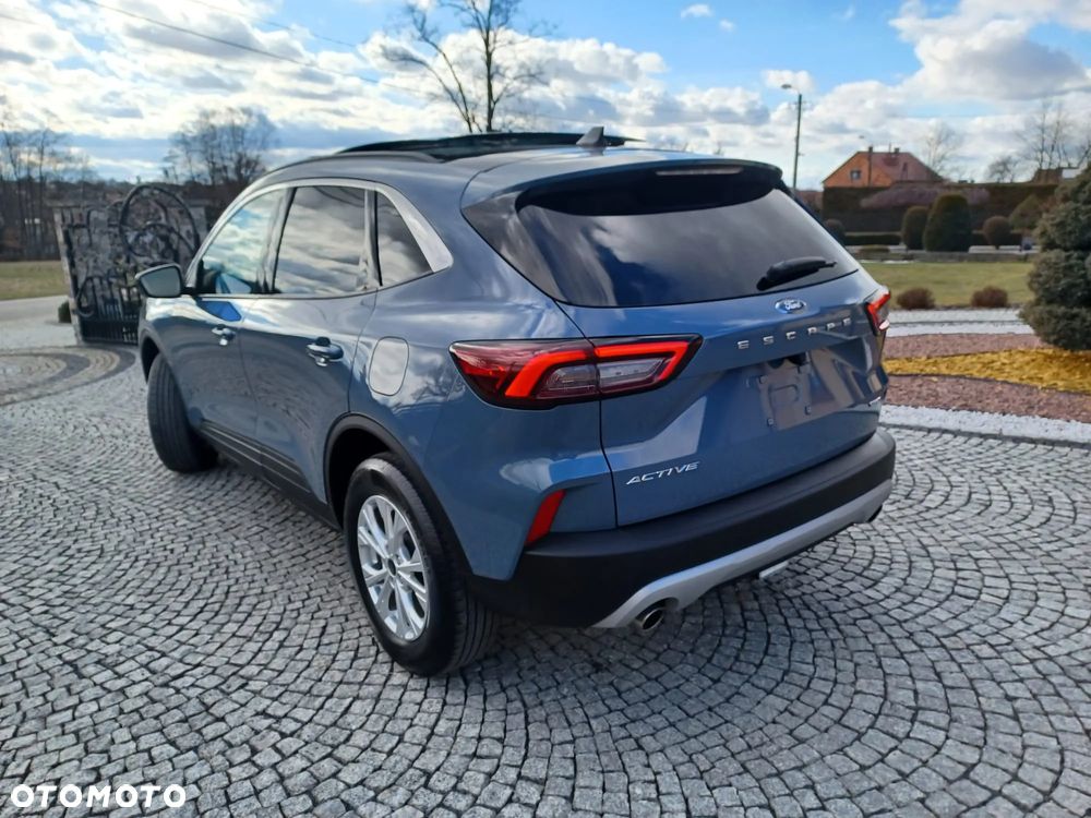 Ford Kuga - 26