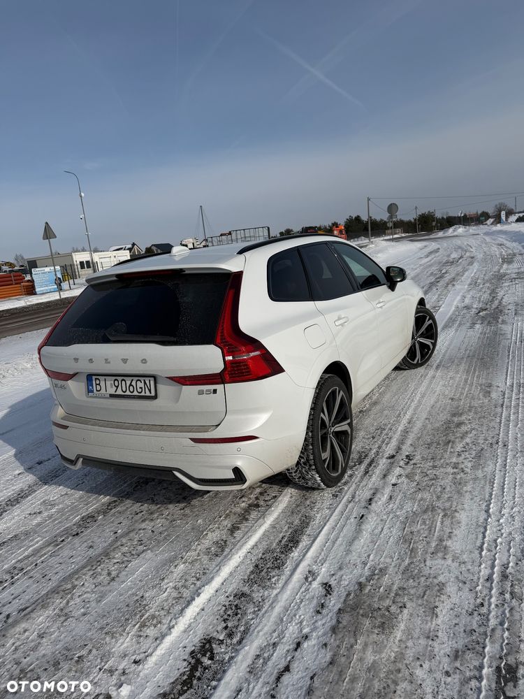 Volvo XC 60 B5 B AWD R-Design - 3