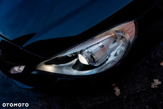 Volvo V60 D3 Geartronic R-Design - 22