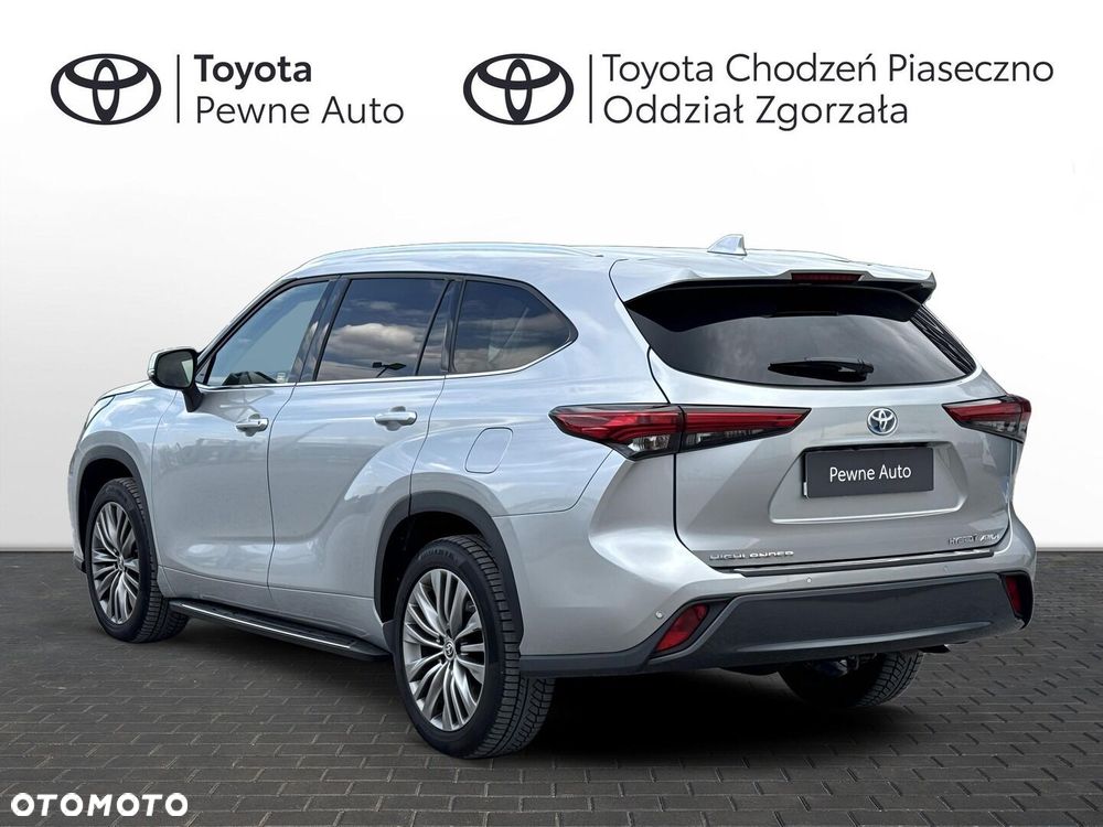 Toyota Highlander - 4