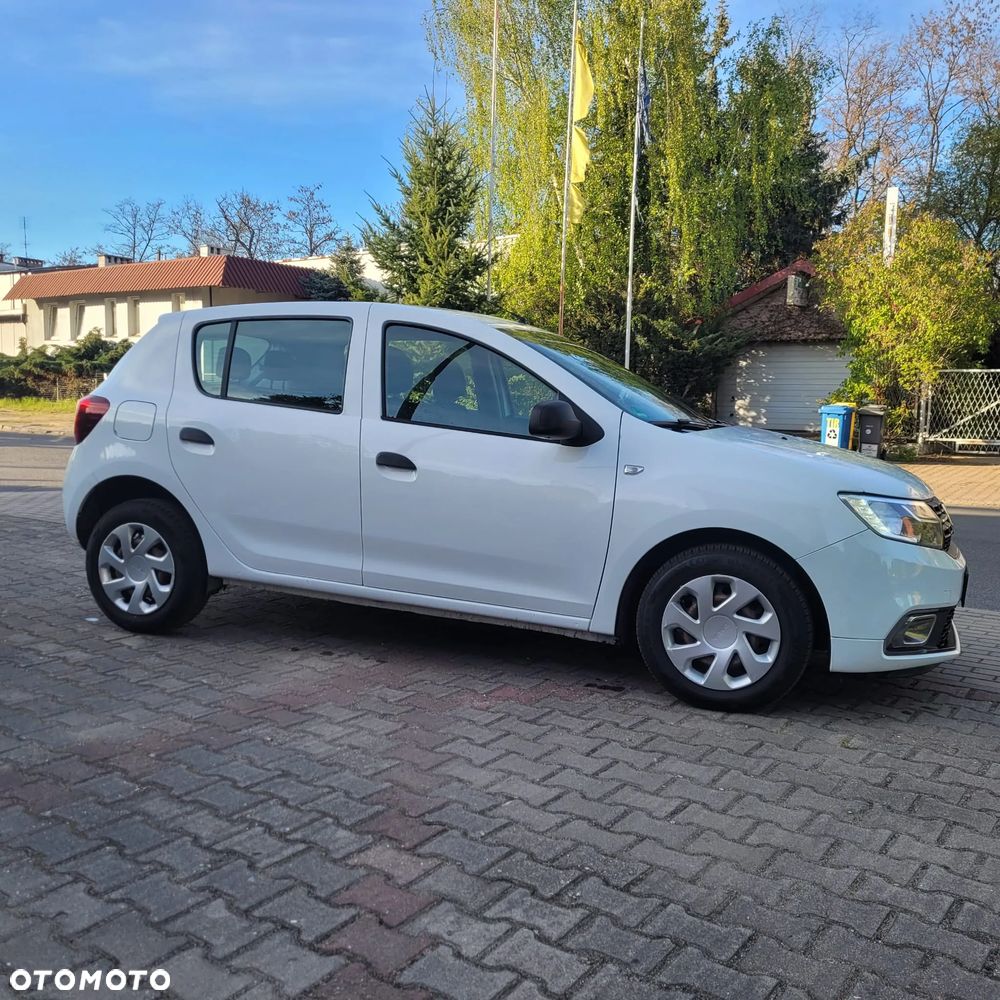 Dacia Sandero SCe 75 Essential - 16