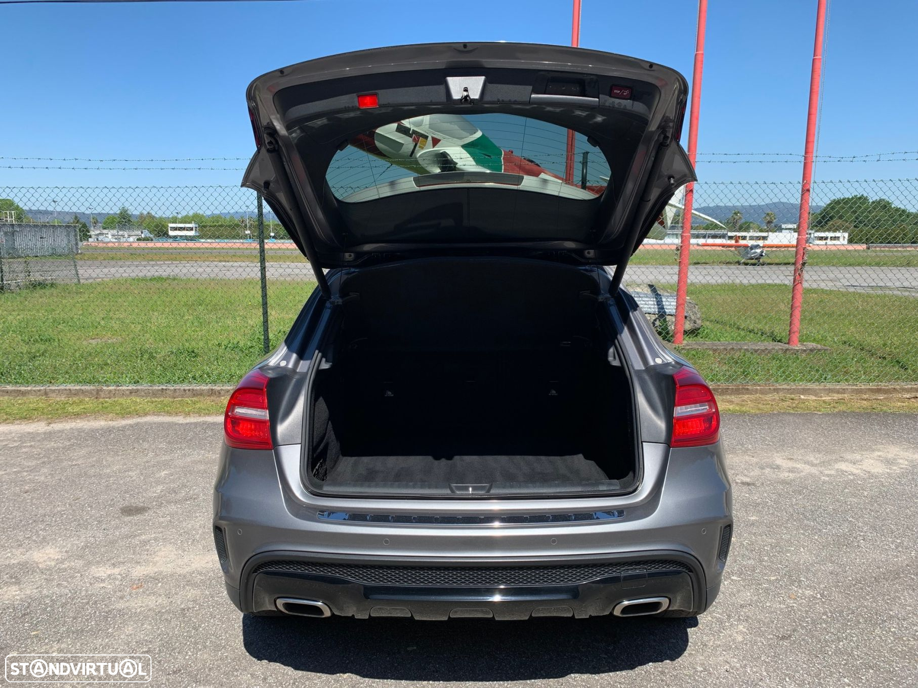Mercedes-Benz GLA 220 CDi AMG Line 4-Matic - 55