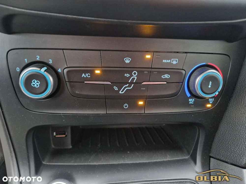 Ford Focus 1.0 EcoBoost Trend Edition - 31