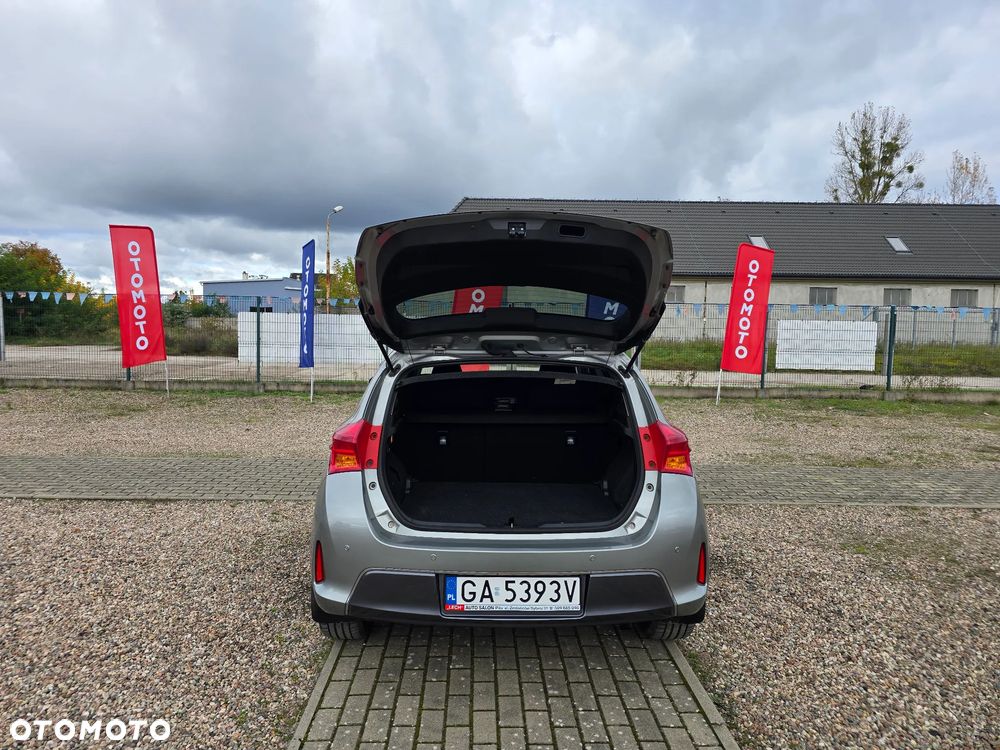 Toyota Auris 1.8 HSD Luna - 10