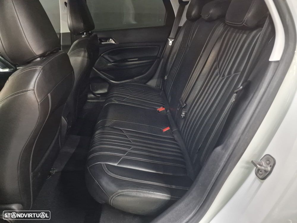 Peugeot 308 SW BlueHDi 130 Stop & Start Allure Pack - 18