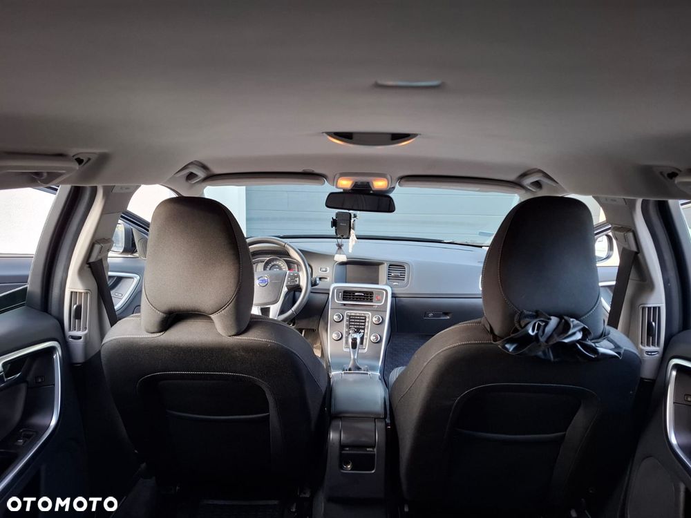Volvo V60 D3 Kinetic - 11