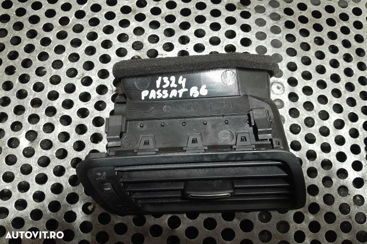 Grila ventilatie bord dreapta 3C1819702E 3C1819702E Volkswagen VW Pas - 2