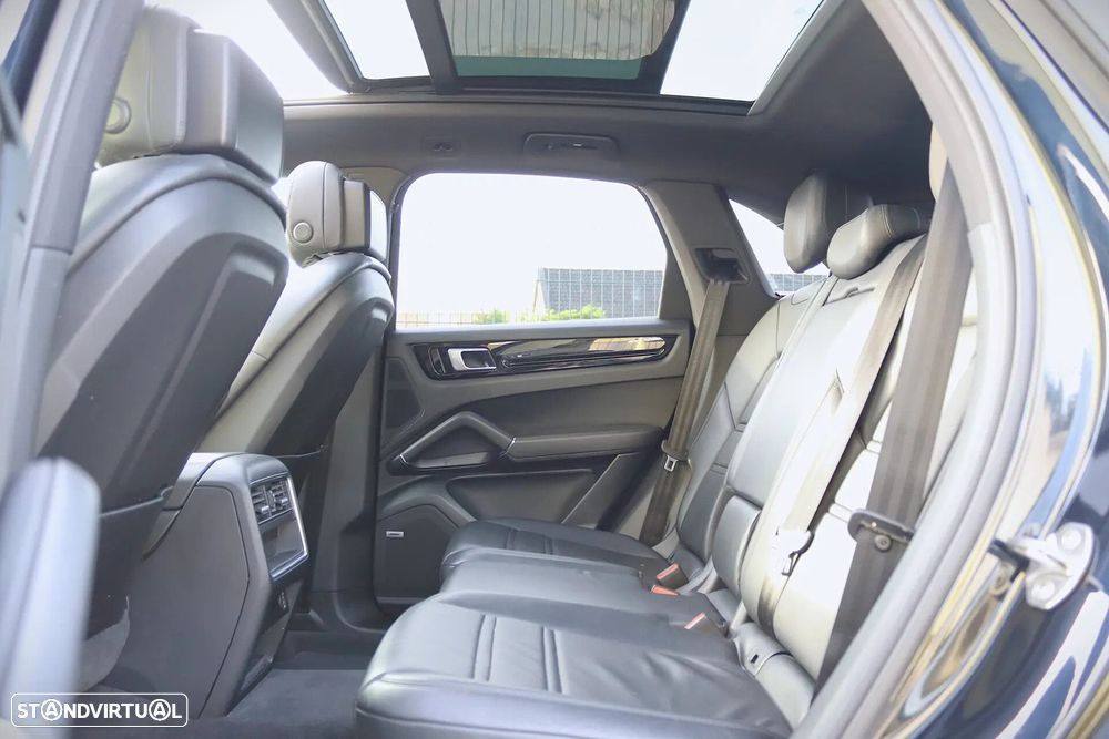 Porsche Cayenne E-Hybrid - 30