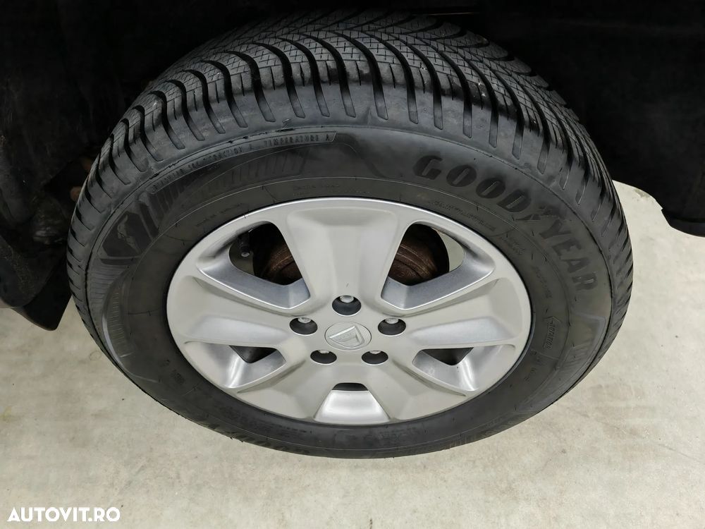 Dacia Duster TCe 125 4x2 Prestige - 29