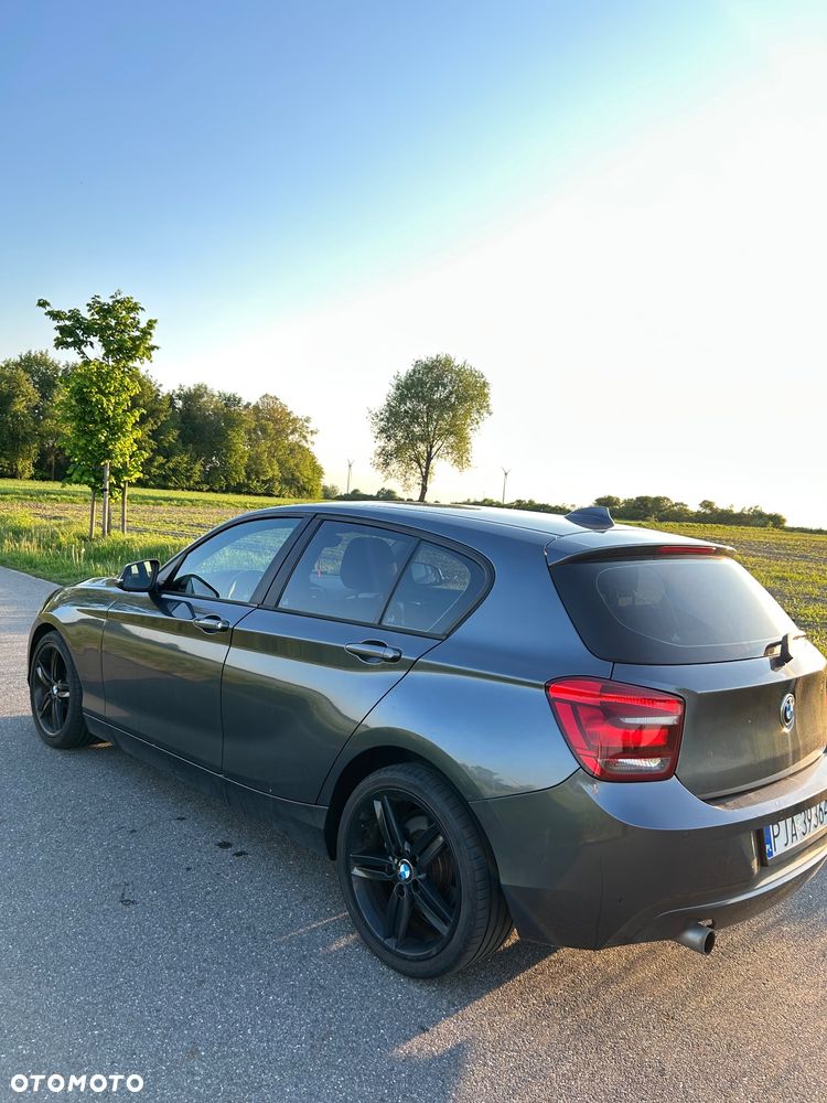 BMW Seria 1 116d - 2