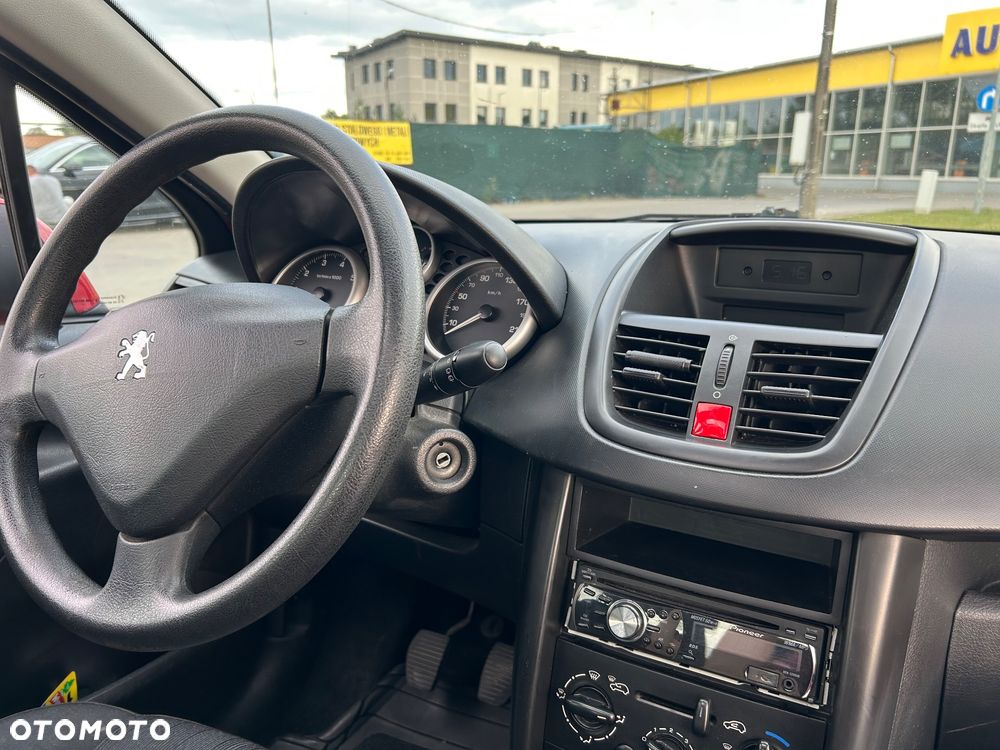 Peugeot 207 1.4 Presence - 21